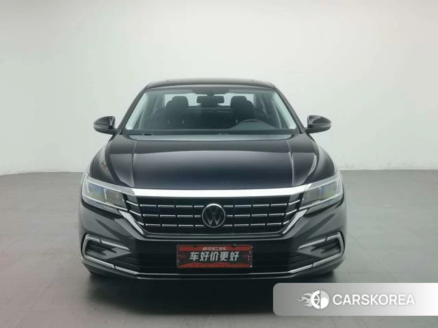 Volkswagen Passat PHEV id 4300927 из Китая 12