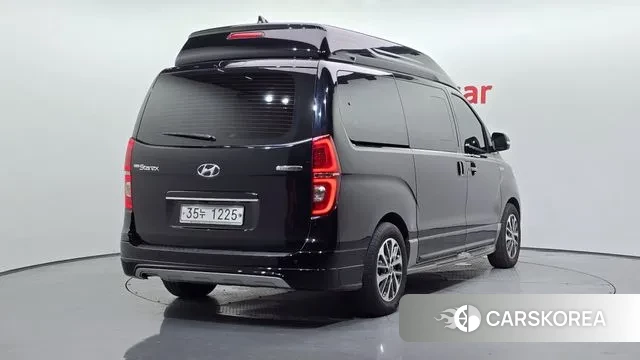 Hyundai The New Grand Starex id 3248887 из Кореи 12