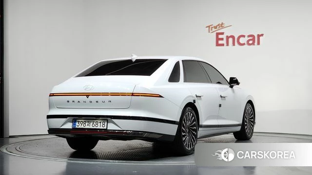 Hyundai Grandeur Hybrid (GN7) id 4400674 из Кореи 12