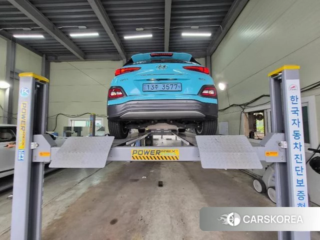 Hyundai Kona Electric 2018 Белый из Кореи, фото 2