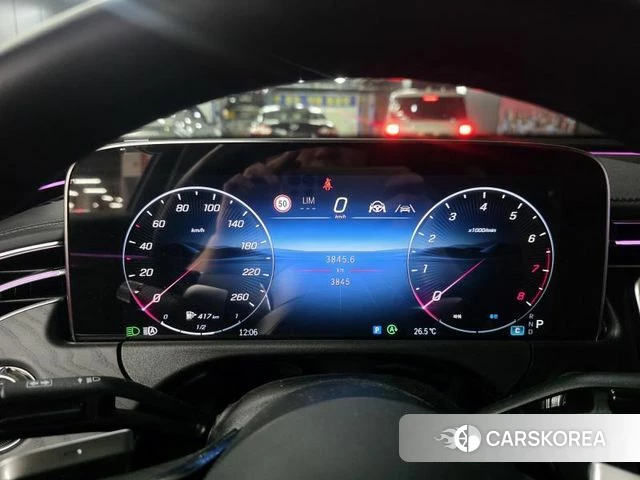 Mercedes-Benz E-Class W214 2025 Белый из Кореи, фото 2