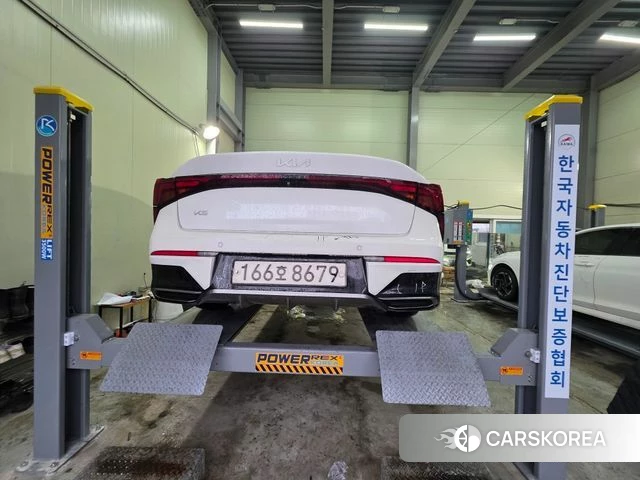 Kia The New K5 3rd generation 2024 Белый из Кореи, фото 2