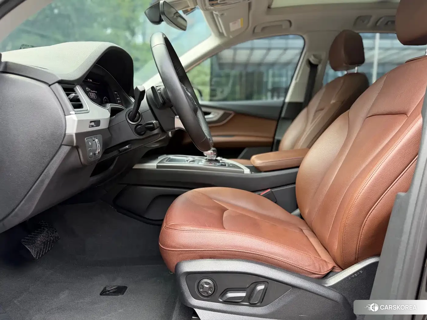 Audi Q7 id 4600973 из Китая 7