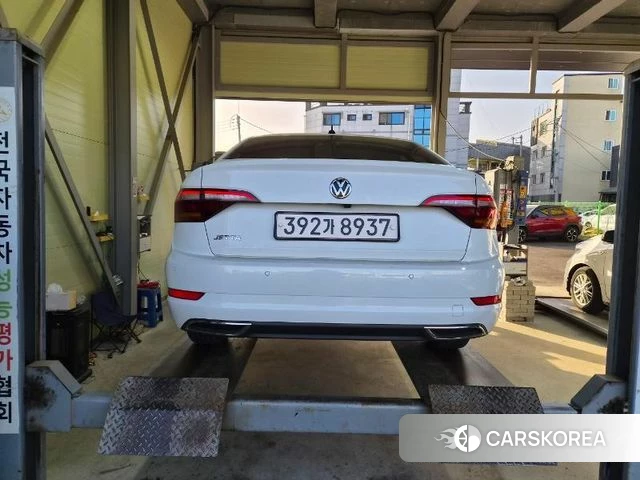 Volkswagen 7th Generation of Jetta 2020 Белый из Кореи, фото 2
