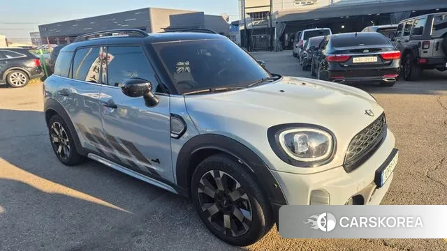 Mini Cooper S Countryman 2022 Светло-серебряный цвет из Кореи, фото 4