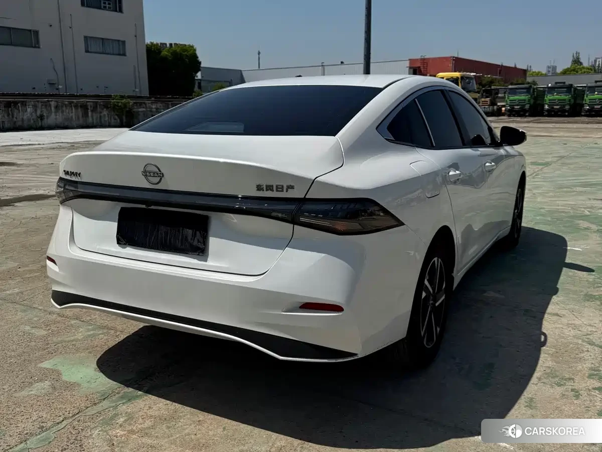 Nissan Sylphy 2026 Белый из Китая, фото 2