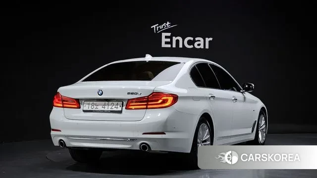 BMW 5 Series (G30) id 3380830 из Кореи 12