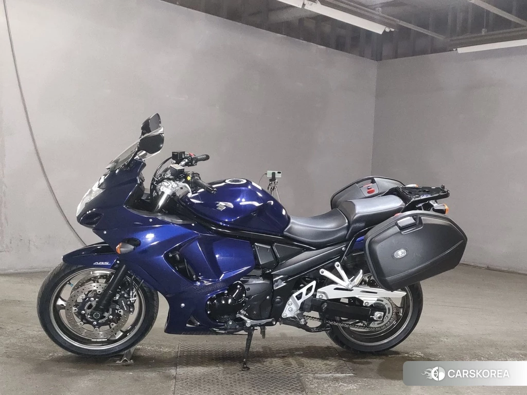 Проданный Suzuki BANDIT 1250F 2010 из Японии, фото 2