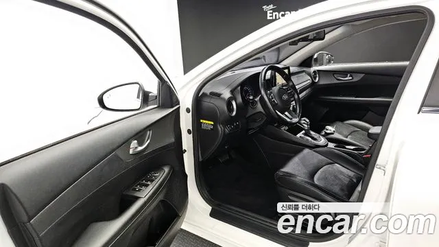 Kia Come New K3 id 2682422 из Кореи 12