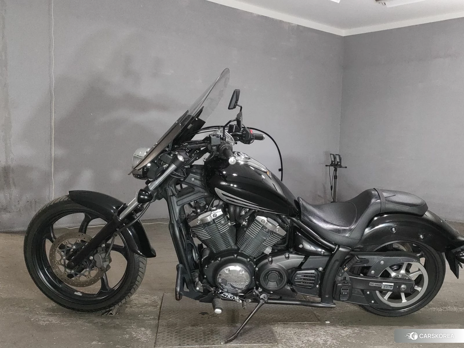 Yamaha XVS 1300 CA STRYKER 2015 из Японии
