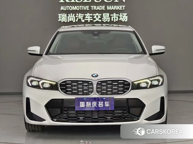 BMW 3 series 2023 Белый из Китая, фото 2