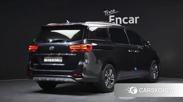 Kia The New Carnival id 4536181 из Кореи 12