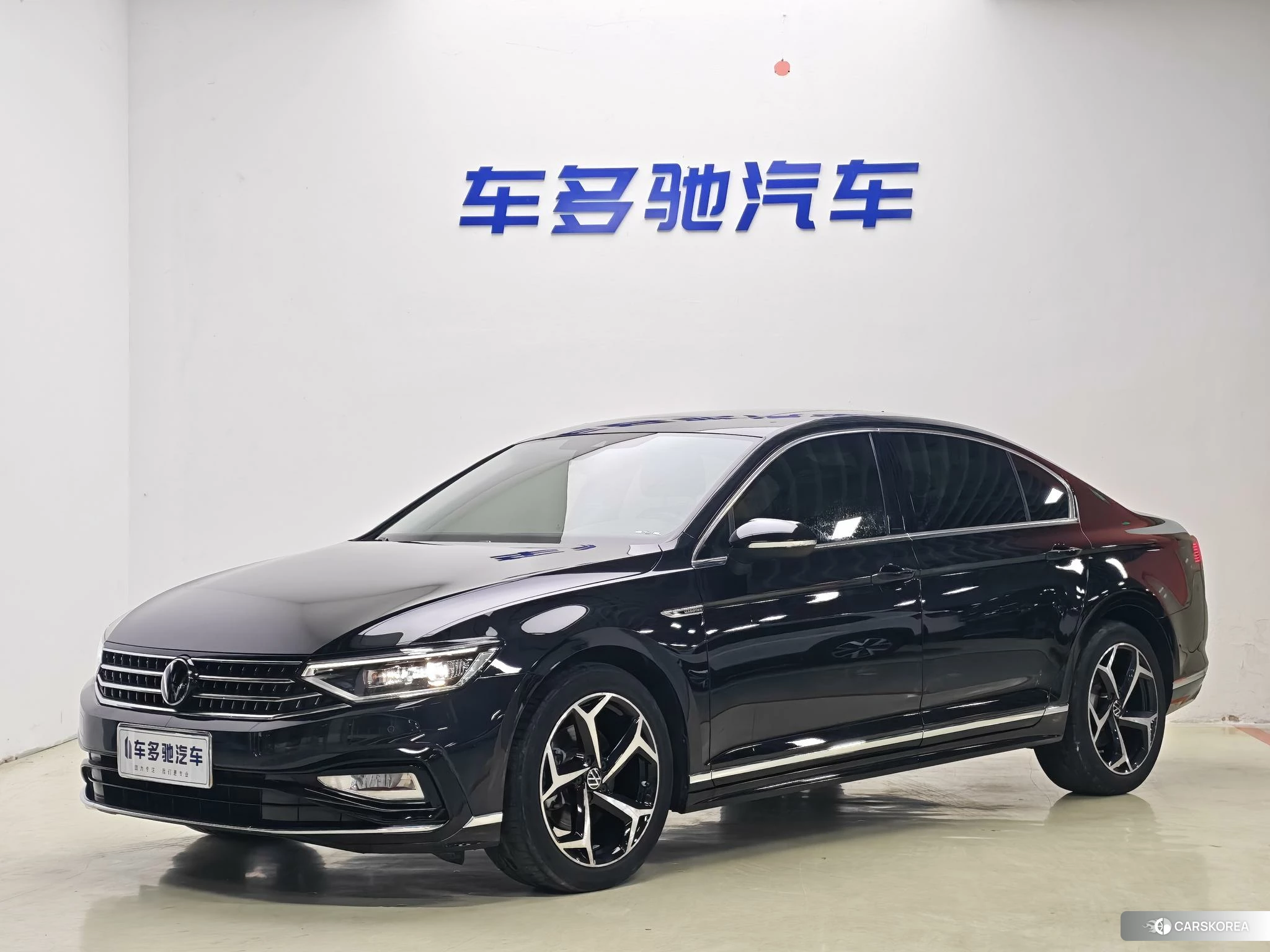 Volkswagen Magotan 2022 Черный из Китая, фото 5