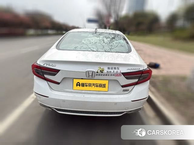 Honda Accord 2022 Белый из Китая, фото 2