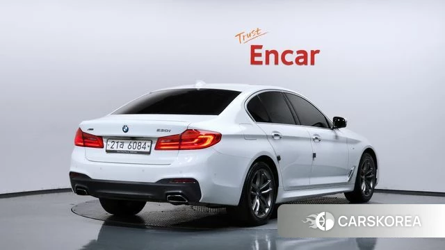 BMW 5 Series (G30) id 4531122 из Кореи 12