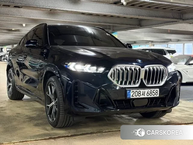 BMW X6 (G06) 2024 Черный из Кореи, фото 3