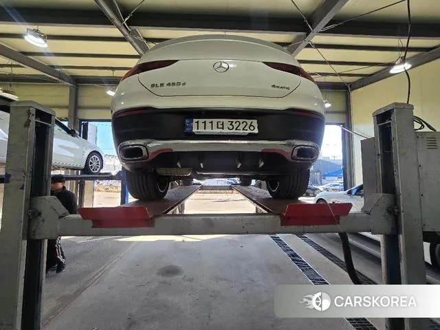 Mercedes-Benz GLE-Class W167 2023 Белый из Кореи, фото 2