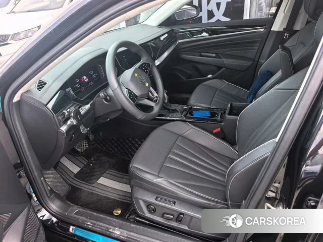Volkswagen Passat 2024 Черный из Китая, фото 2