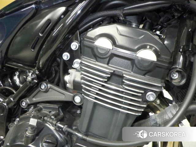 Engine photo