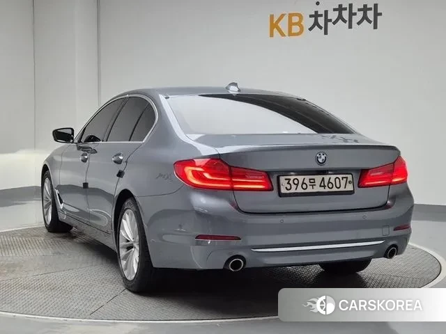 BMW 5 Series (G30) id 3291961 из Кореи 12