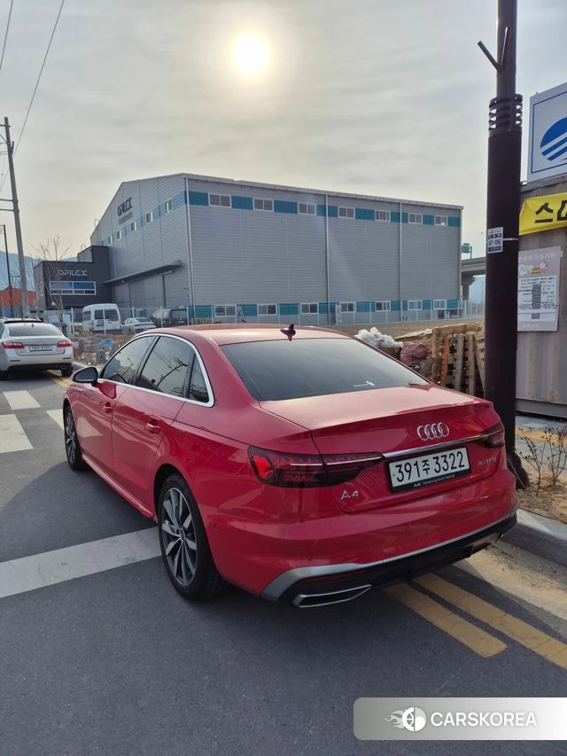 Audi A4 (B9) 2023 Красный из Кореи, фото 2