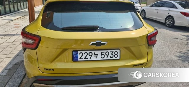 Chevrolet (GM Daewoo) Trax Crossover 2025 Желтый из Кореи, фото 2