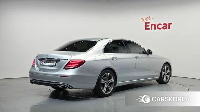 Mercedes-Benz E-Class W213 id 4188204 из Кореи 12