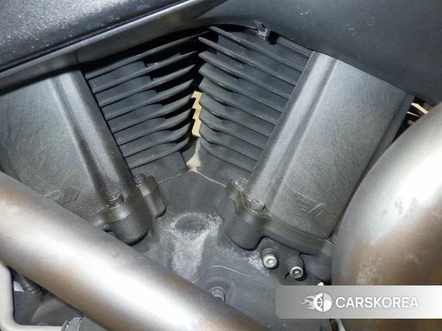 Engine photo