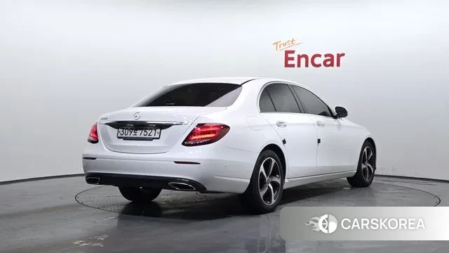 Mercedes-Benz E-Class W213 id 3598508 из Кореи 12