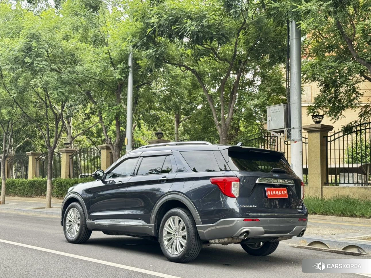 Ford Explorer id 4407629 из Китая 12