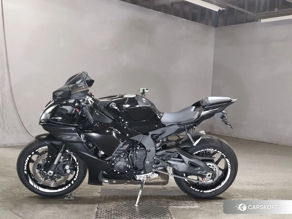 Проданный Yamaha YZF-R1 2020 из Японии, фото 2