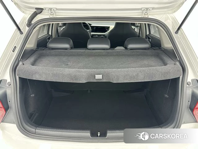 Volkswagen Polo id 4298034 из Китая 9