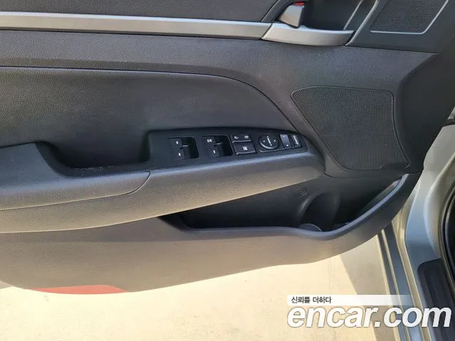 Hyundai Avante AD id 2690107 из Кореи 10