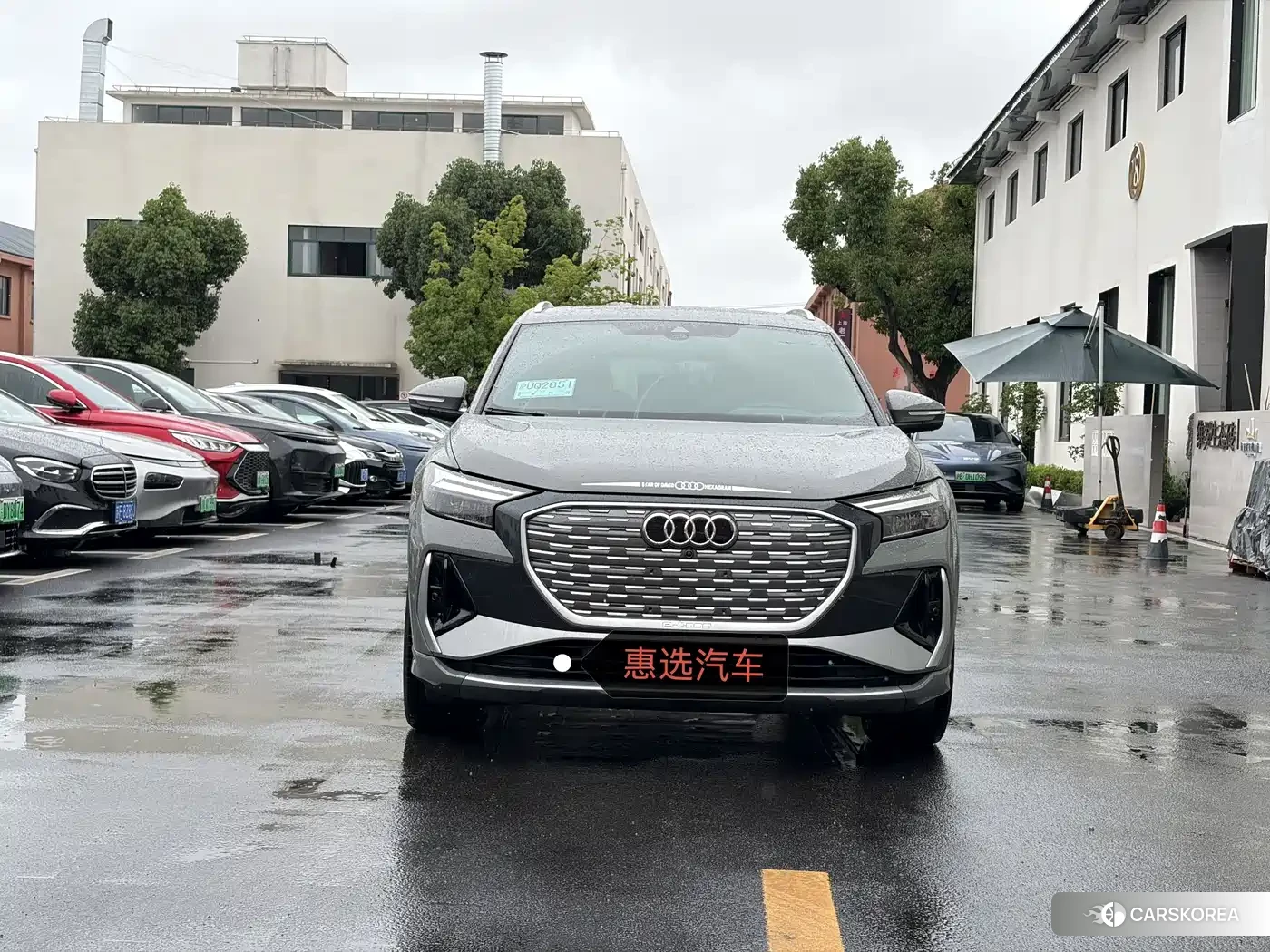 Audi Q4 2024 Silver/gray из Китая, фото 2
