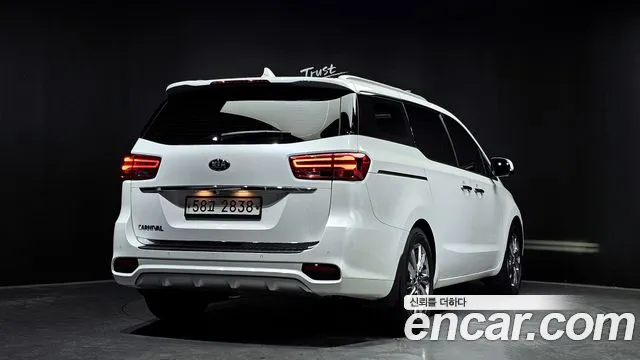 Kia The New Carnival id 2713217 из Кореи 12