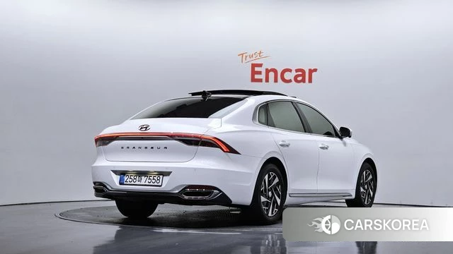 Hyundai The New Grandeur IG Hybrid id 4324037 из Кореи 12