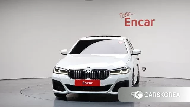 BMW 5 Series (G30) id 3267927 из Кореи 12