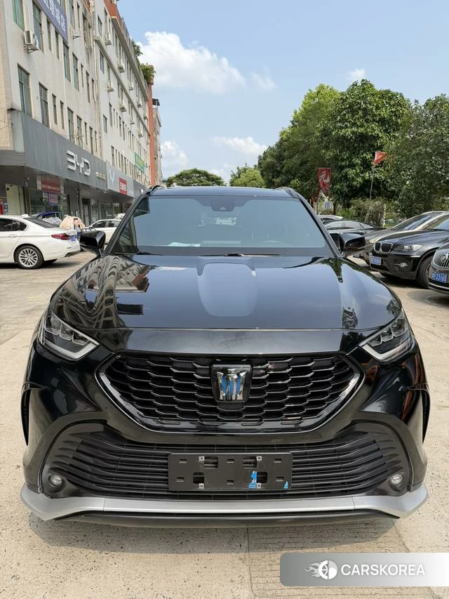 Toyota Crown Lufang 2022 Черный из Китая, фото 2