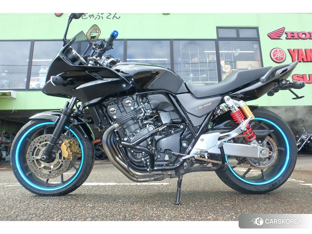 Проданный Honda CB400SF BOLDOR ABS 2017 из Японии