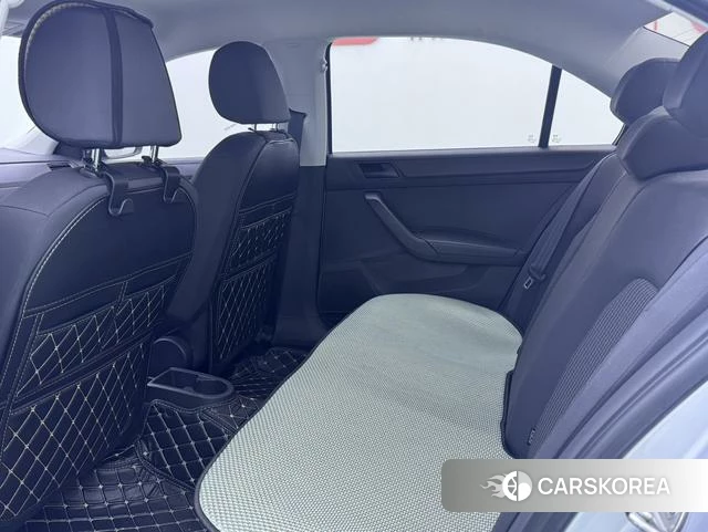 Volkswagen Santana 2022 Серебристо-серый из Китая, фото 6