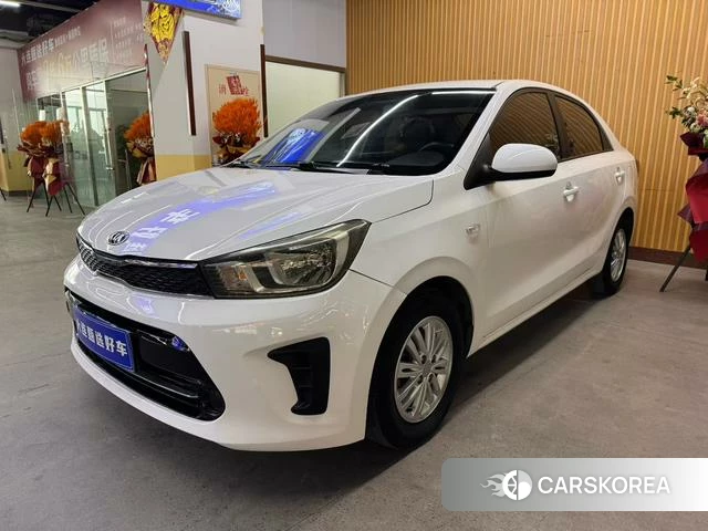 Kia Huanchi 2021 Белый из Китая, фото 2