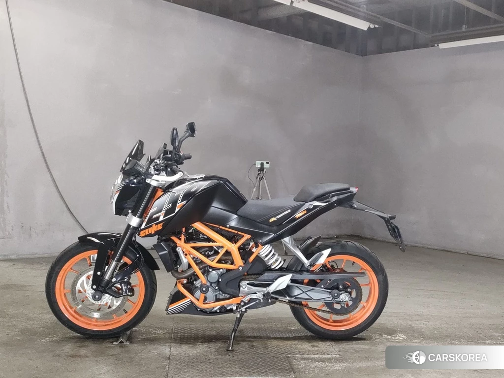Проданный KTM 250 DUKE 2015 из Японии, фото 2