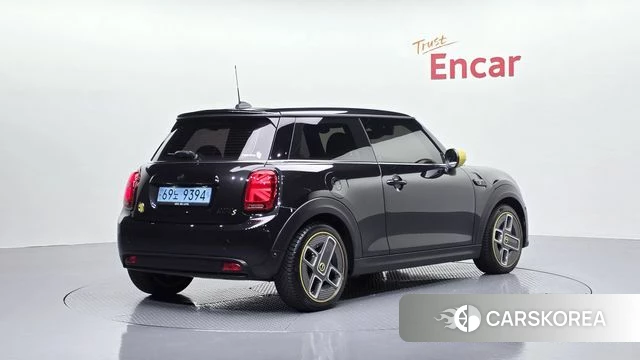 Mini Cooper Electric id 4623693 из Кореи 12