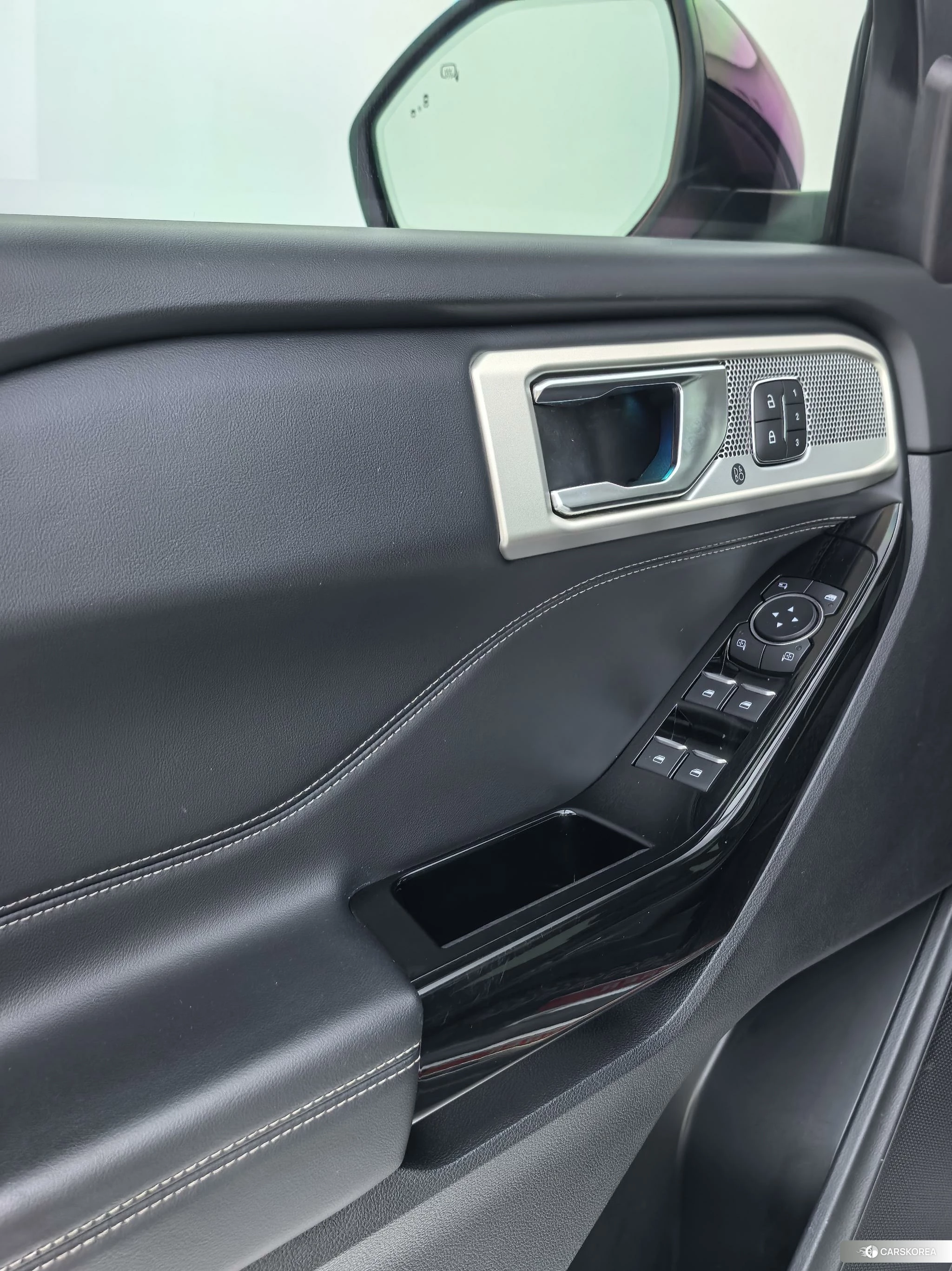 Ford Explorer id 4406125 из Китая 12