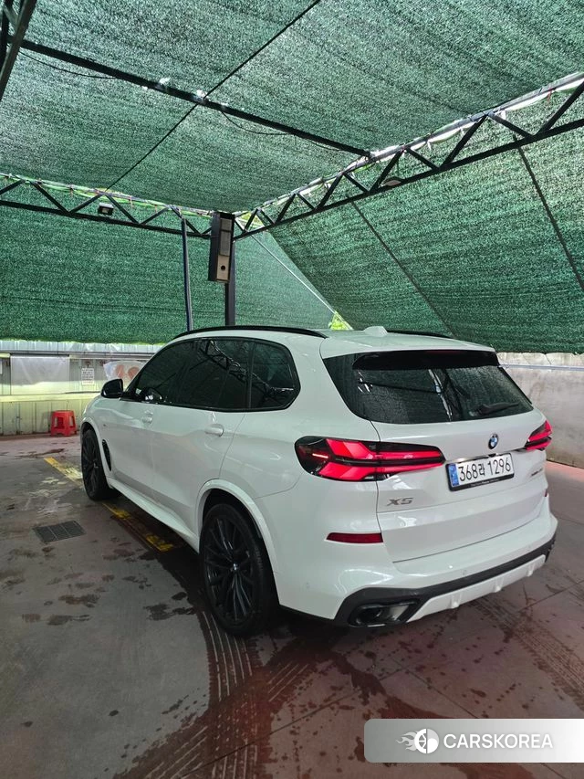 BMW X5 (G05) 2025 Белый из Кореи, фото 2