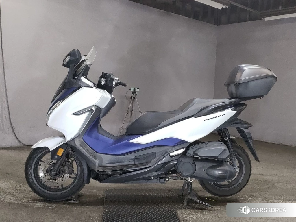 Проданный Honda FORZA 2018 из Японии