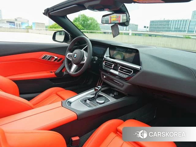 BMW Z4 2024 Серебристо-серый из Китая, фото 5