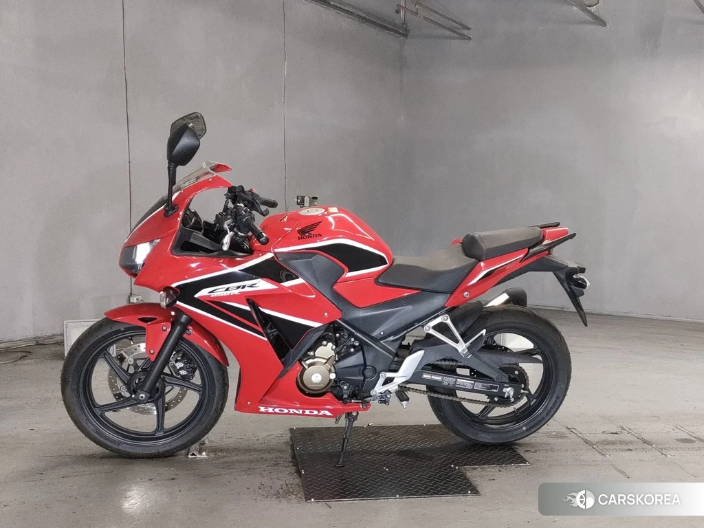 Проданный Honda CBR250R 2017 из Японии, фото 2