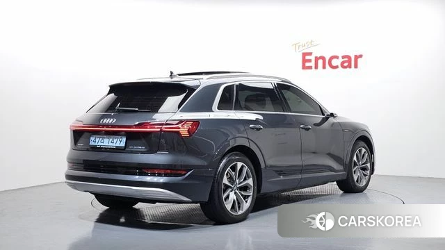Audi e-Tron id 3843584 из Кореи 12