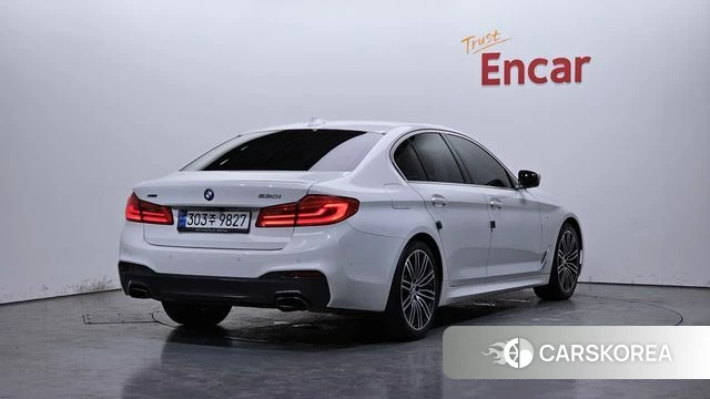 BMW 5 Series (G30) id 4310467 из Кореи 12